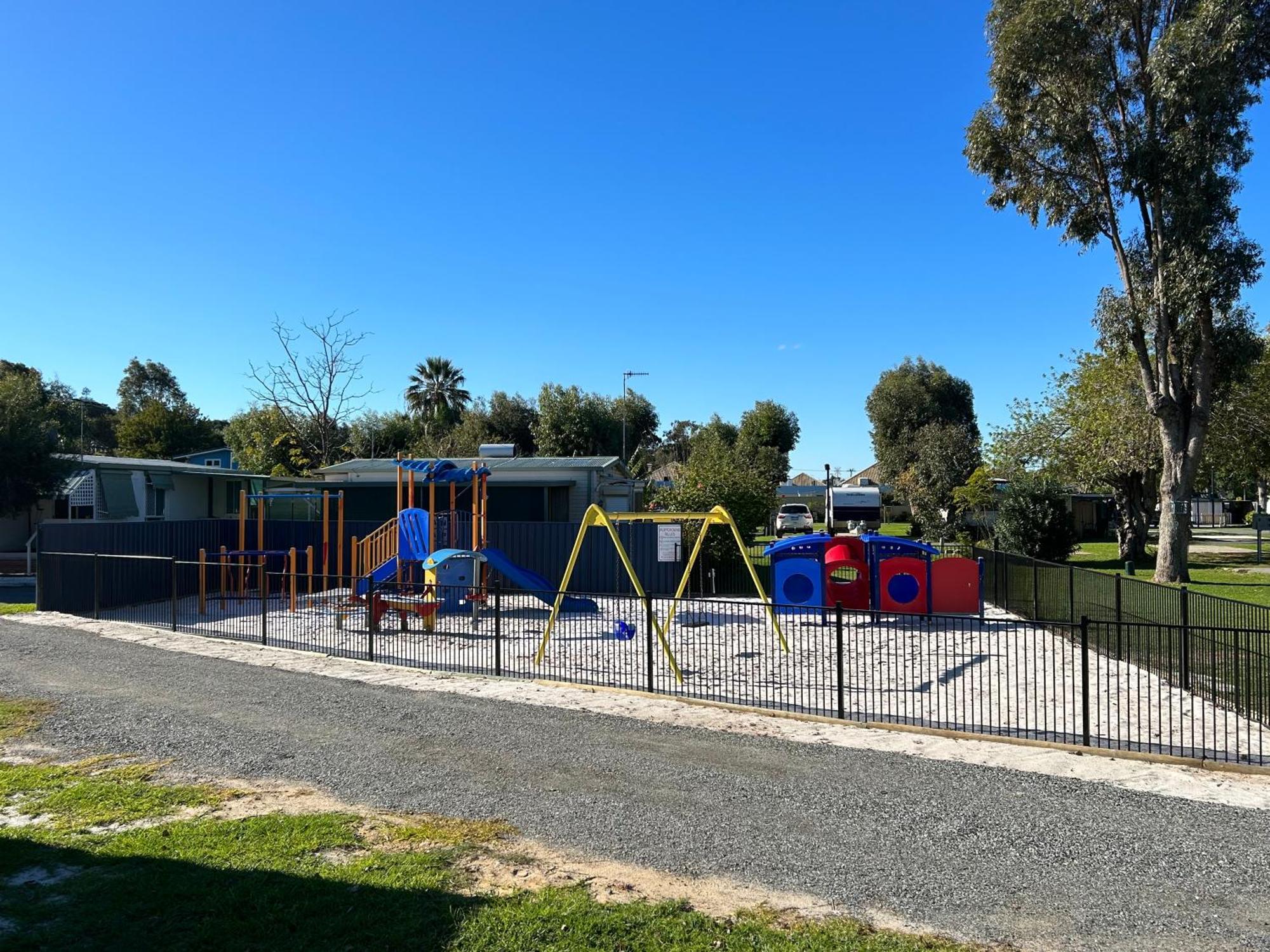 Mandurah Coastal Holiday Park Eksteriør billede
